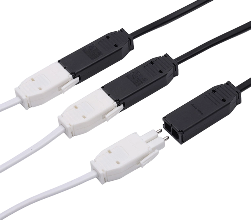 Großer Hochspannungsstecker